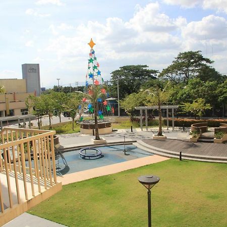 Marquee Residences Angeles Esterno foto