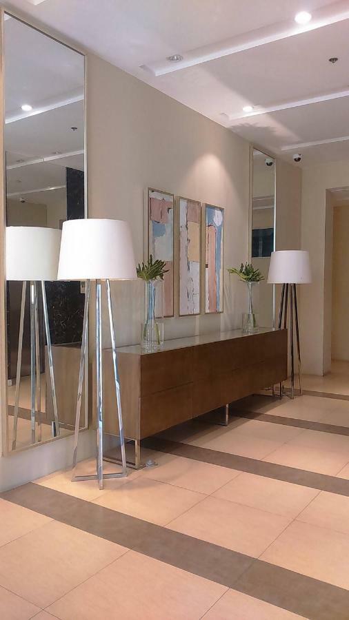 Marquee Residences Angeles Esterno foto