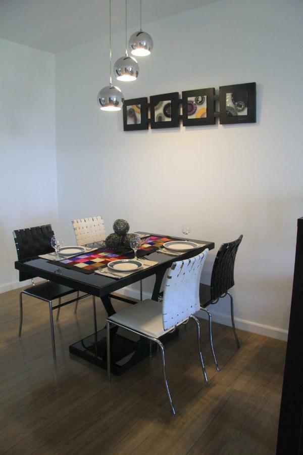 Marquee Residences Angeles Esterno foto