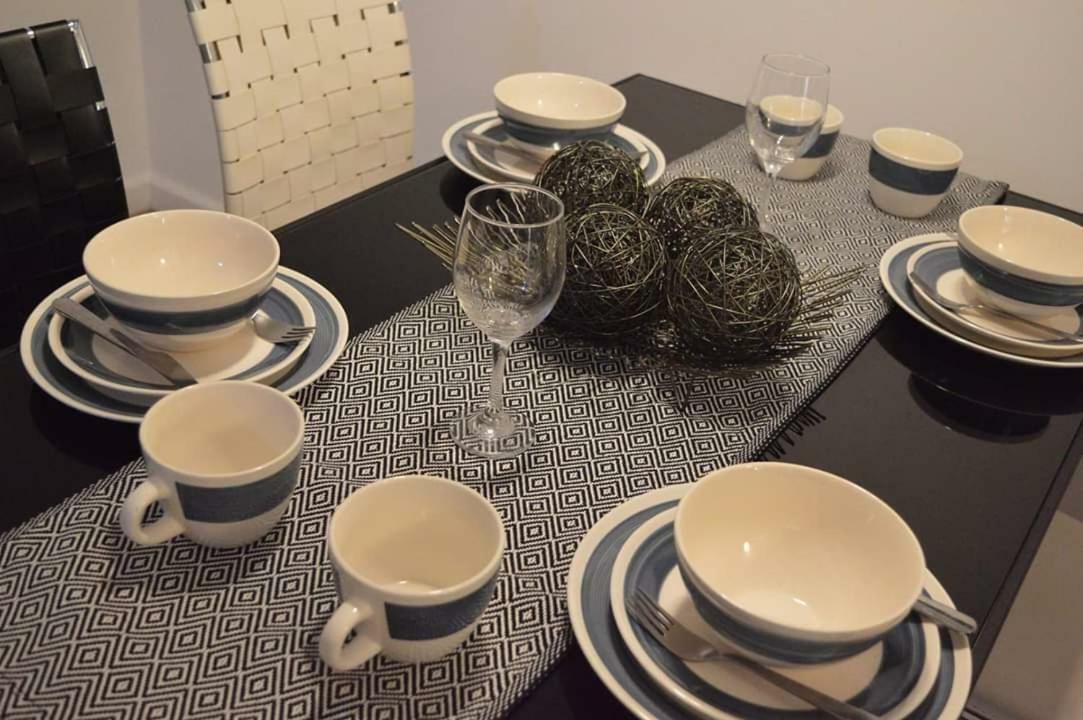 Marquee Residences Angeles Esterno foto