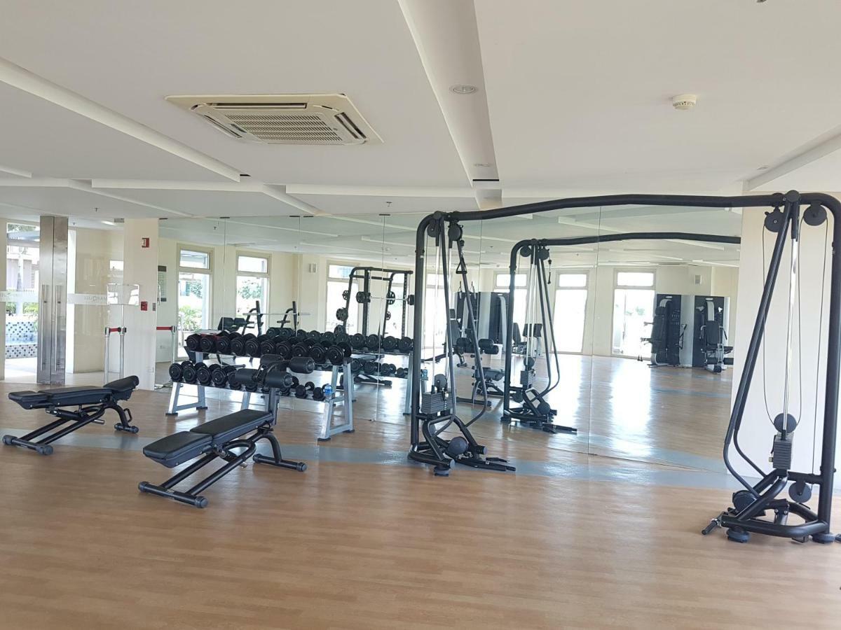 Marquee Residences Angeles Esterno foto
